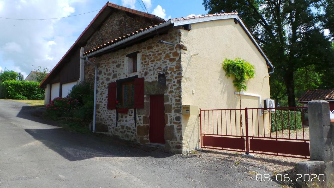 La Petite Fontaine Ecuras Exterior foto