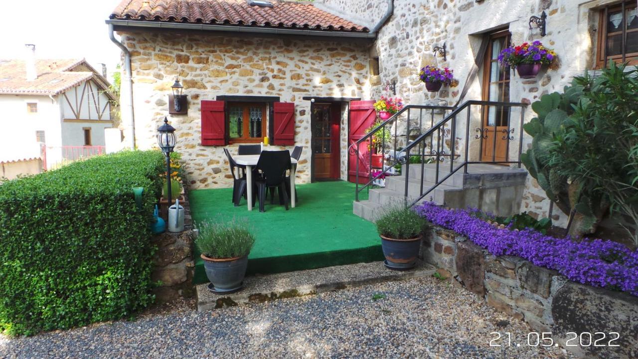 La Petite Fontaine Ecuras Exterior foto